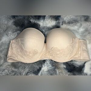 Victoria's Secret Lace Strapless Bra - Cream size 38B